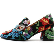 Load image into Gallery viewer, Ethnic Style Floral Lace Embroider Women Pumps Slip On Slingbacks Retro Printing Thick High Heels Woman Shoes Big Size 33-43 - LiveTrendsX
