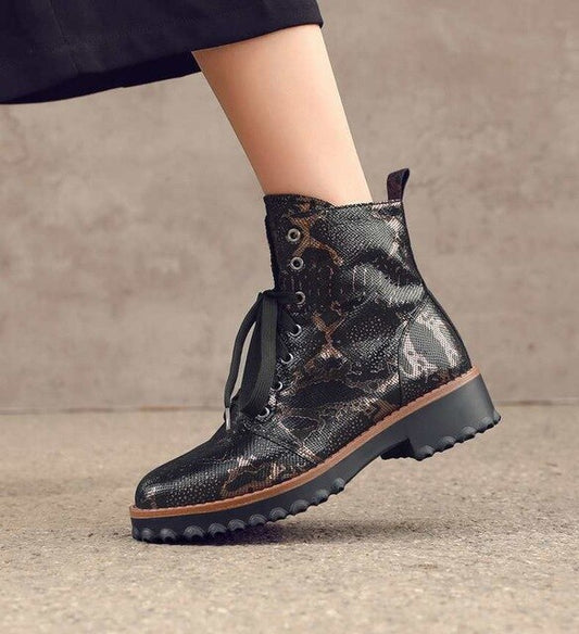 Hot gorgeous snake print sheep leather round toe med heels lace up punk handsome winter women keep warm ankle boots L8f1 - LiveTrendsX