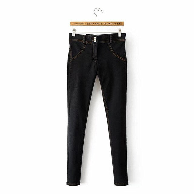Women's Plus-Size High-Waist Skinny Jeans - LiveTrendsX fit and event styling view 2