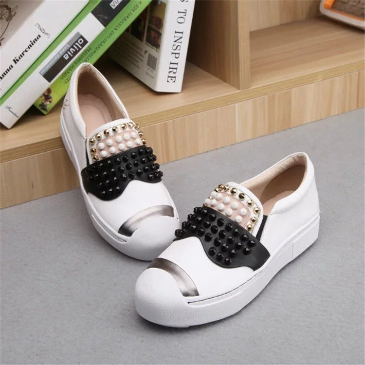 Europe Style Ladies Studded Spiked Shoes Round Toe Creepers Lazy Shoes Fashion Zapatillas Mujer Casual Platform Shoes - LiveTrendsX