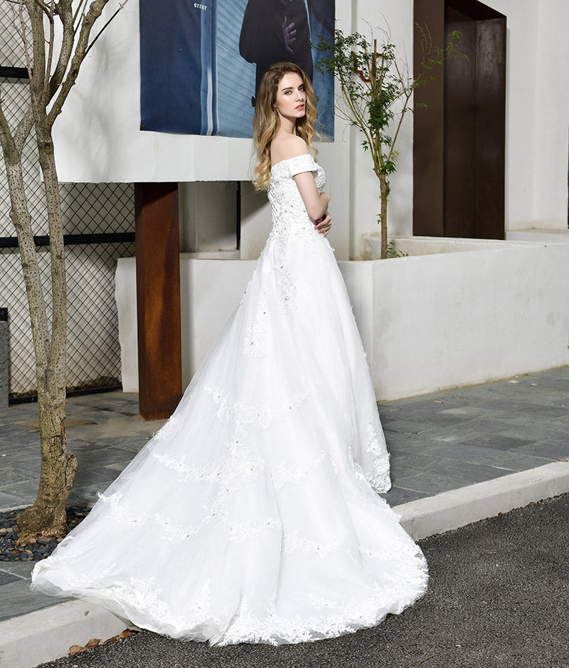 Elegant Women Off the Shoulder Wedding Dress with Train Sweetheart Neckline Lace Appliqued  Princess Bride Gown Robe De Mariage - LiveTrendsX