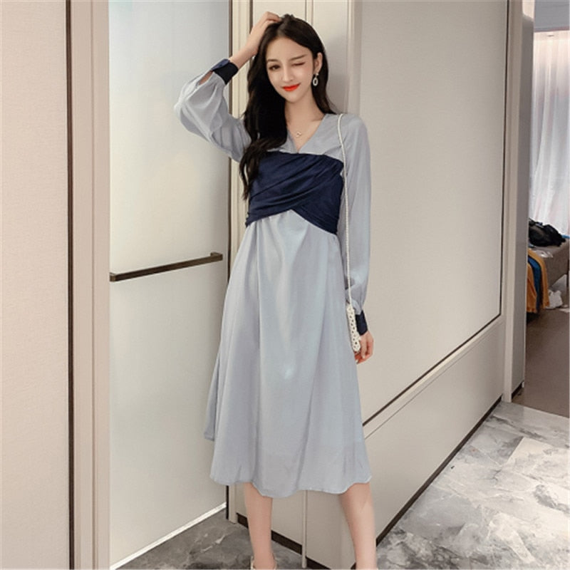 Long sleeve dress female  Korean spring new fashion temperament V-neck long fake two-piece stitching dress - LiveTrendsX