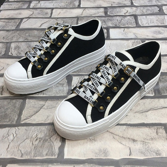 Metal Decor Canvas Shoes Woman Fashion Graffiti Flat Platform Shoes Comfortable Sneakers Women New Round Toe Casual Ladies Shoes - LiveTrendsX