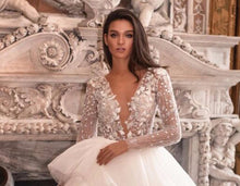 Load image into Gallery viewer, Gorgeous Ball Gown Wedding Dresses  Vestidos De Noiva Princesa Beading Flowers Long Sleeve Tiered Wedding Gowns - LiveTrendsX
