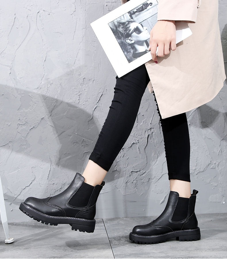 Handmade Women Boots 2020 Vintage Genuine Leather Flat Ankle Boots Ladies Autumn Winter Bullock Casual Platform Boots - LiveTrendsX