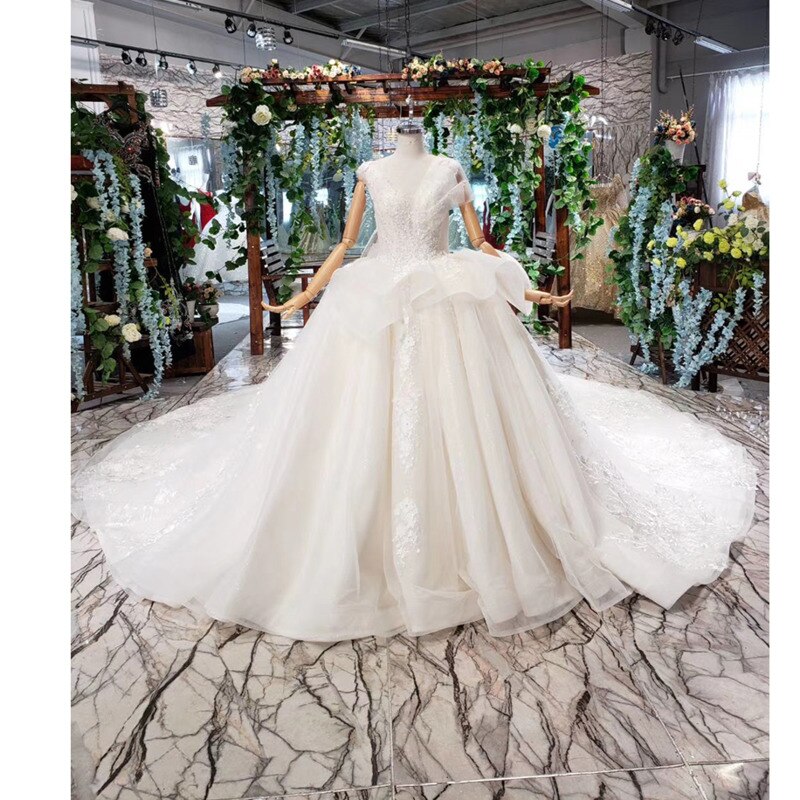 Wedding Dress Sleeveless  V Neck Open Back Ball Gown Bridal Dress Up Gown Promotion Vestido De Noiva Praia Boho - LiveTrendsX
