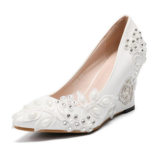 Arrivers white lace butterfly wedding shoes women small plus size large size fashion brides shoes womens - LiveTrendsX