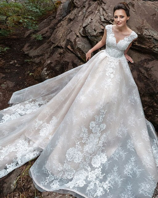 New Arrivals Beading Appliques Lace Wedding Dress Vestidos De Novia Renda  Elegant Bridal Gowns Plus Size - LiveTrendsX