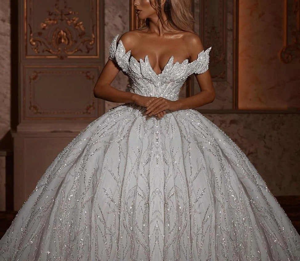 Glitter Off Shoulder Ball Gown Wedding Dresses 2020 Luxury Sparkly Bridal Gowns with Long Train - LiveTrendsX
