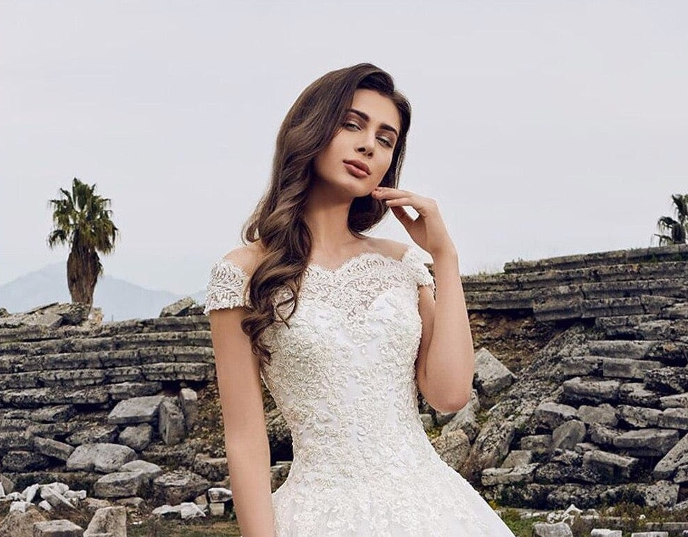 Custom Made Beading Appliques Tulle Ball Gown Wedding Dress Plus Size Robe De Mariée Short Sleeve Princess Bridal Gowns - LiveTrendsX