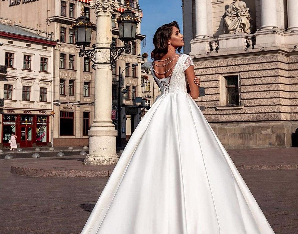 Satin Wedding Dresses A line With Petticoat Vestidos De Boda Sexy Backless Beading Pearls Lace Princess White Gowns Mariage - LiveTrendsX