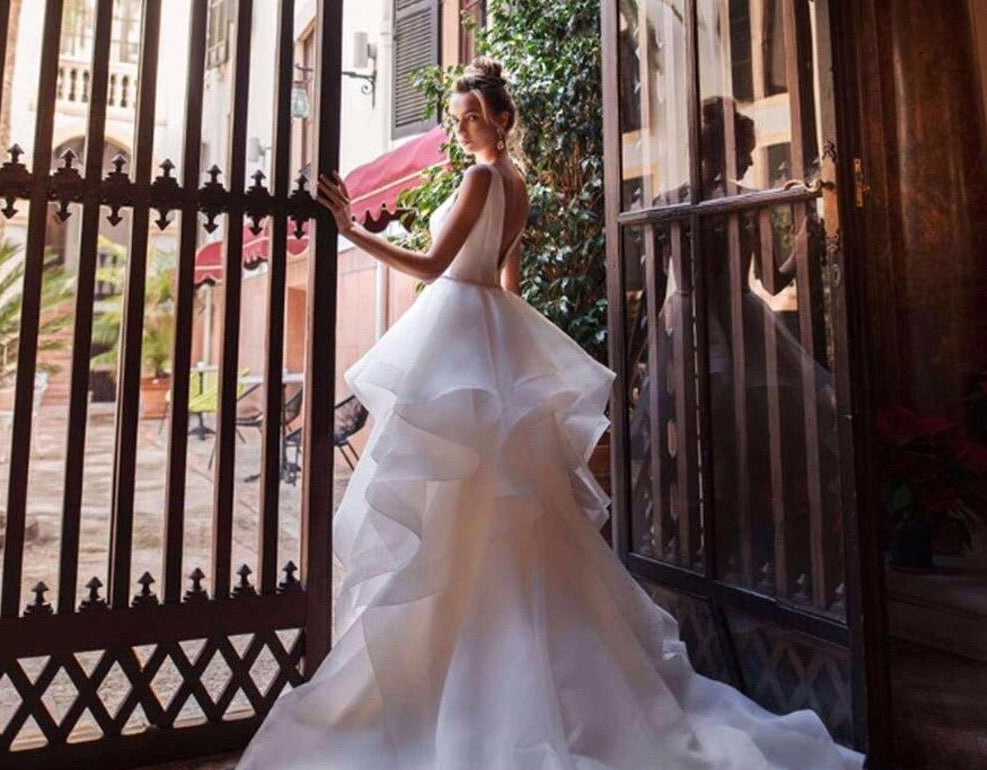 Elegant A-line Simple Wedding Dress  Abito Da Sposa V-neck Backless Beading Waist White Gowns Trouwjurk - LiveTrendsX