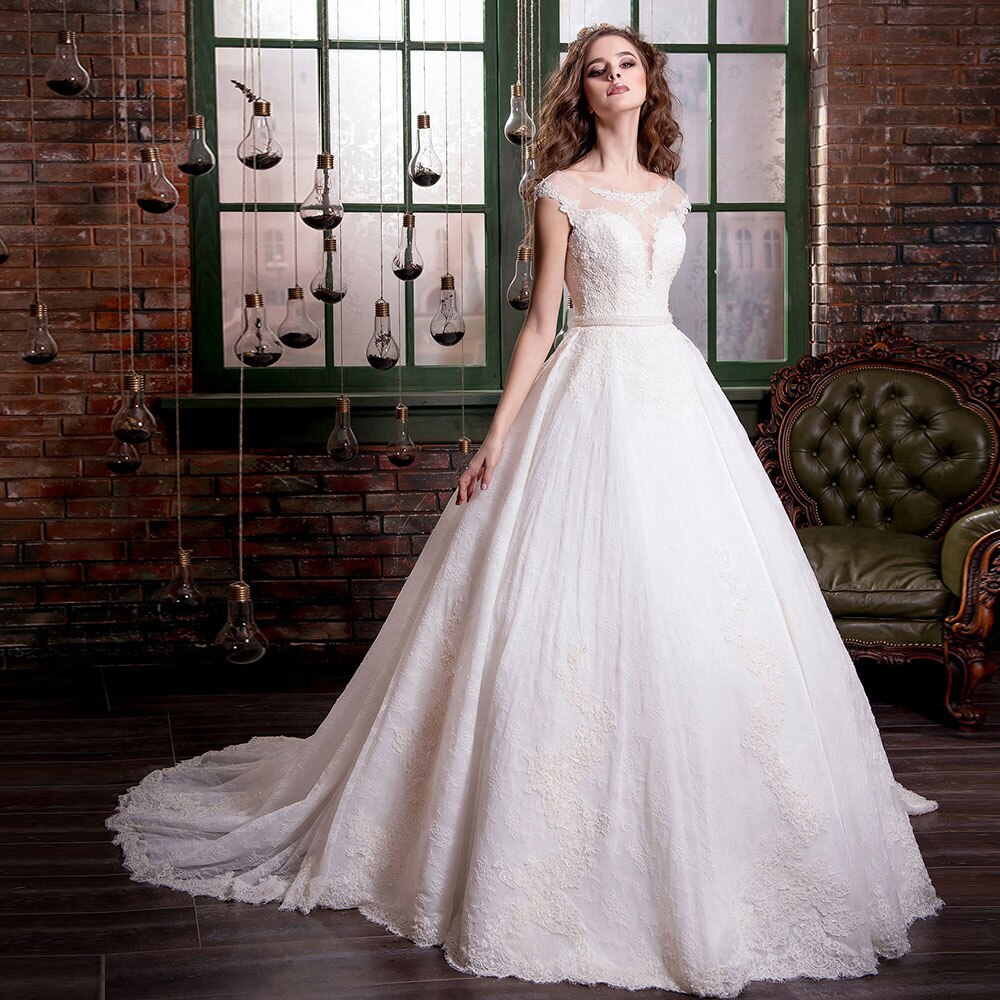 New Special Pearls Waist Appliques Lace Princess Wedding Dresses Plus Size Vestido Branco A-line Bridal Gowns - LiveTrendsX