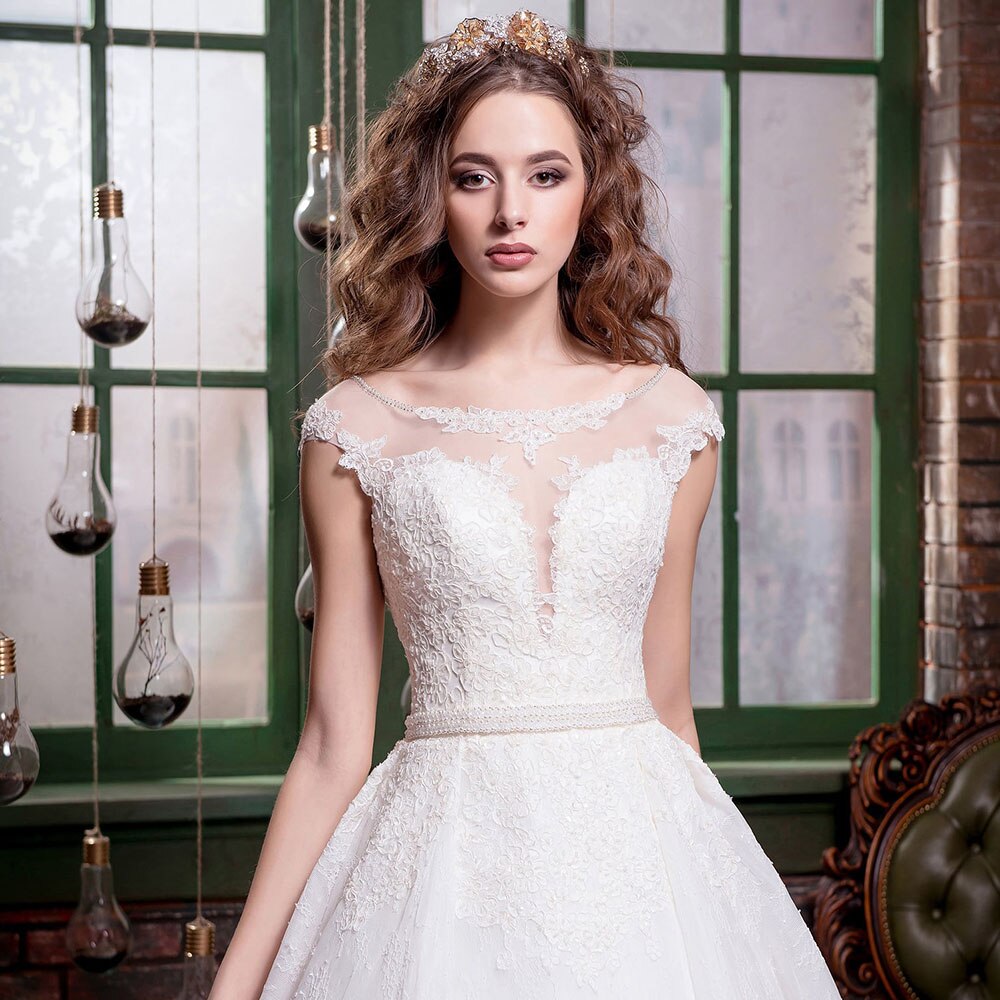 New Special Pearls Waist Appliques Lace Princess Wedding Dresses Plus Size Vestido Branco A-line Bridal Gowns - LiveTrendsX