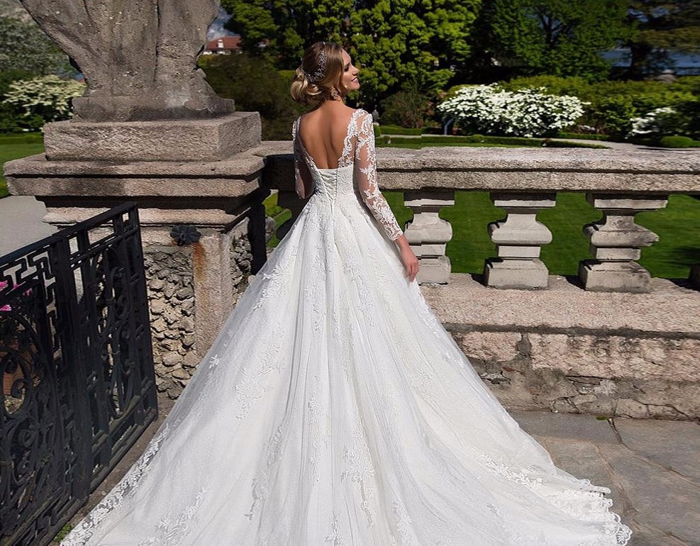 Beading Appliques Lace A-line Wedding Dress Long Sleeve Vestido Casamento  White Wedding Gowns Plus Size Mariage - LiveTrendsX