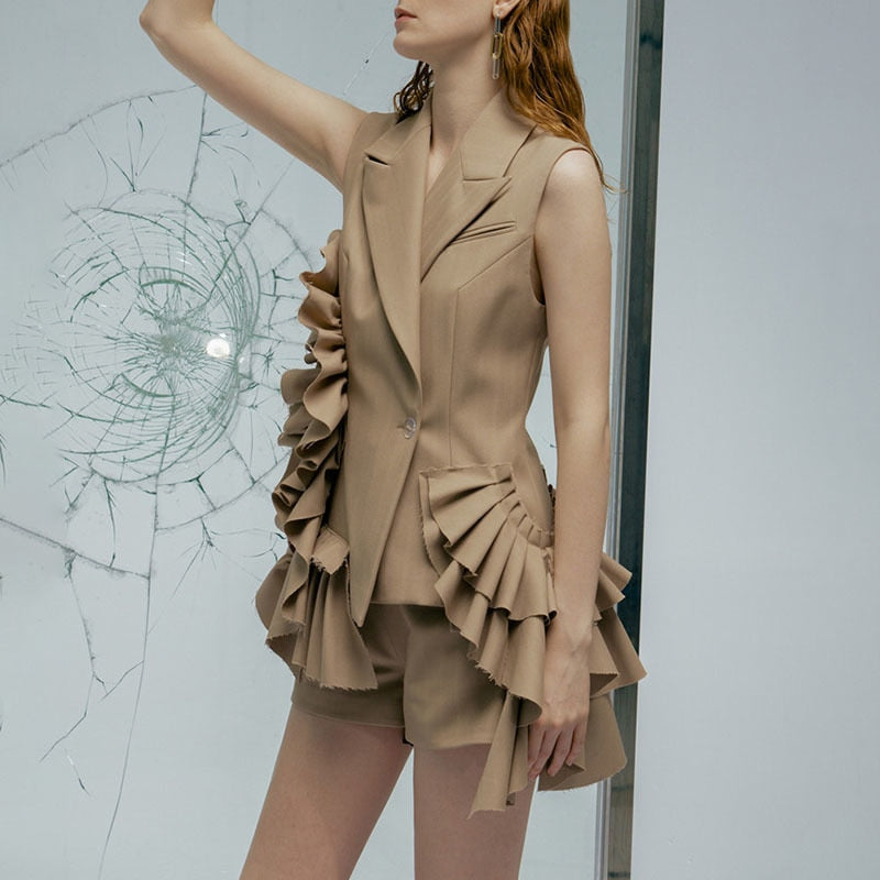 カーキ色のレディーススーツ パッチワーク フリル ルーシュ ノースリーブ