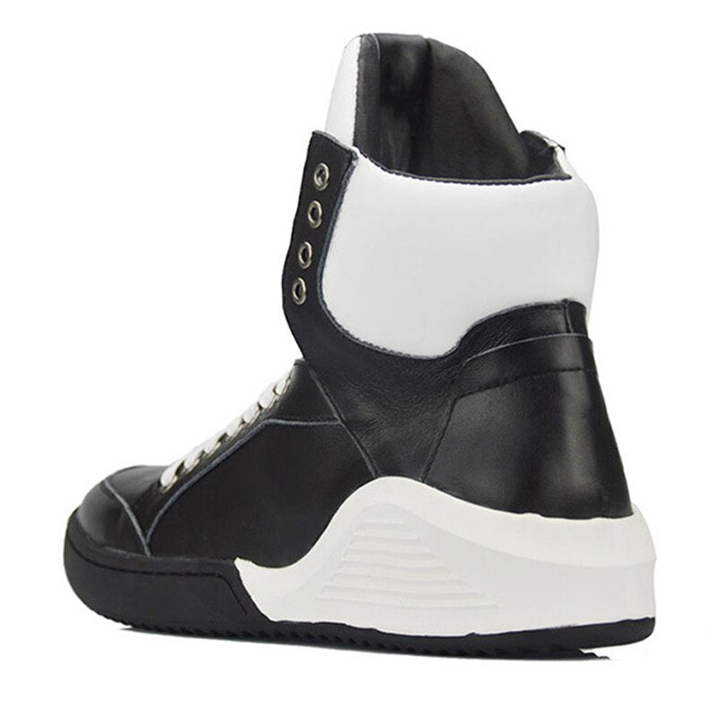 Man  Black White Retro Sneakers