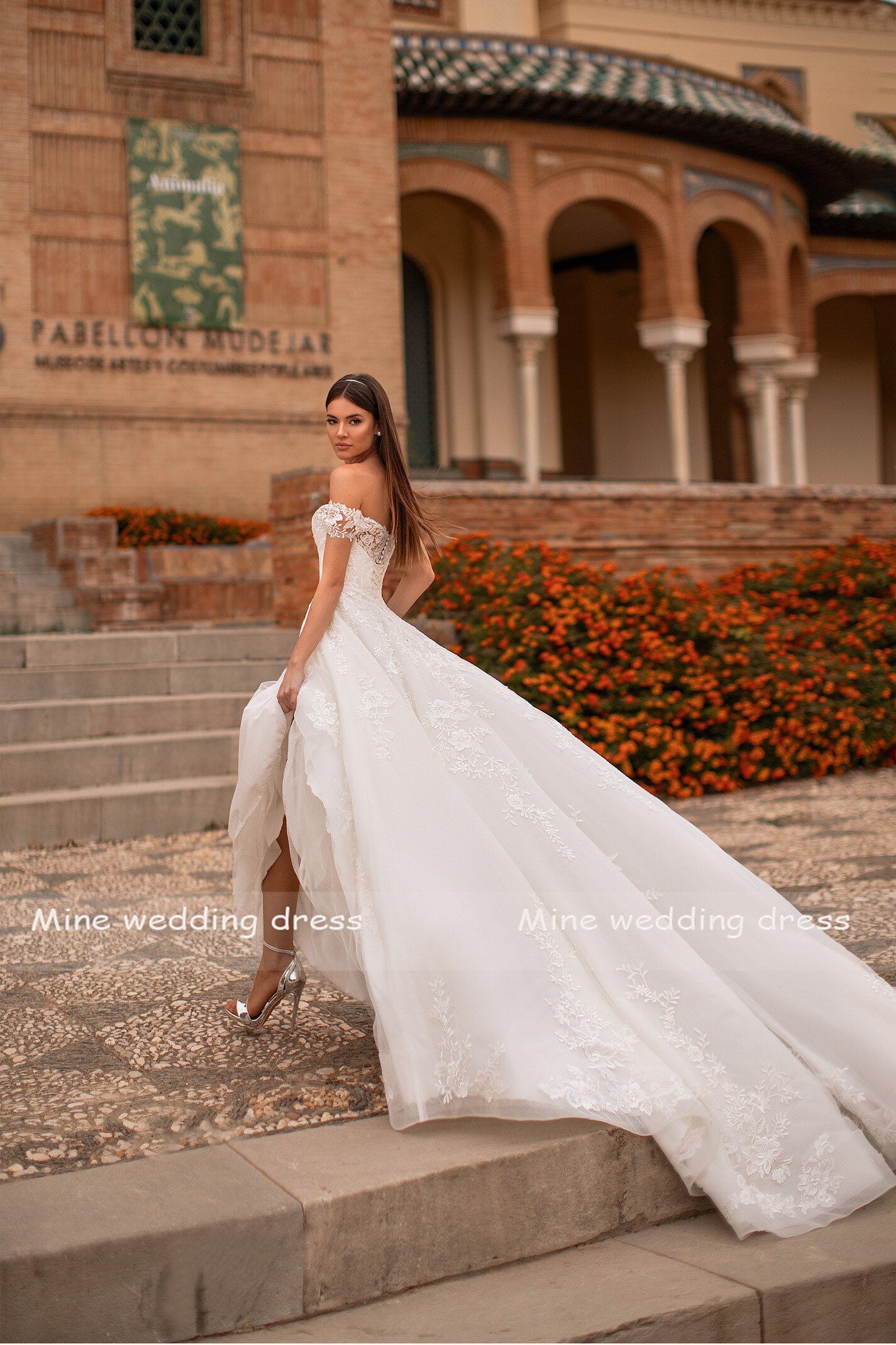 Off Shoulder Sexy V Neck Applqiue Lace A-Line Tulle Wedding Dress 2021 Vestido De Noiva Bridal Gowns - LiveTrendsX