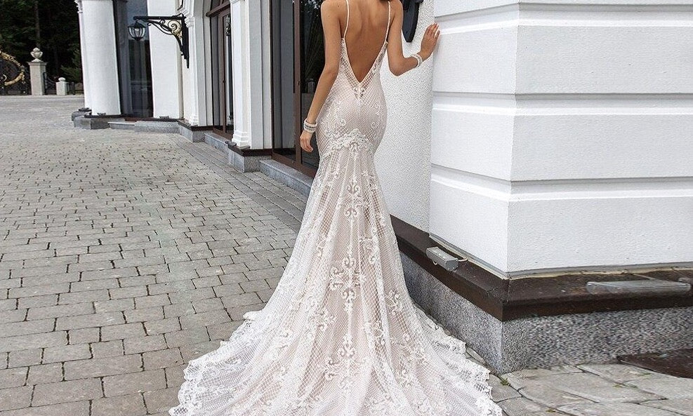 Sexy Backless Sweetheart Lace Mermaid Wedding Dresses Luxury Applique Spaghetti Straps Court Train Trumpet Bridal Gown - LiveTrendsX