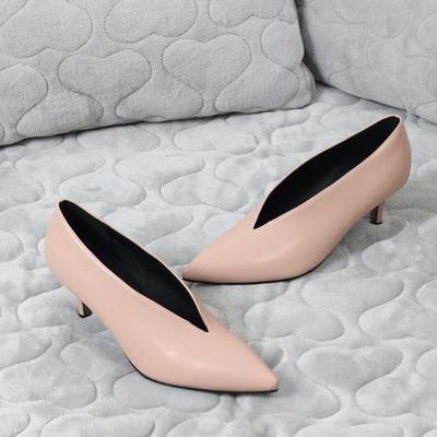 Pointed Thin Heels Womens Shoes Deep V Design Lady Single Shoes Elegant European American High Heels Retro Small Leather Shoes - LiveTrendsX
