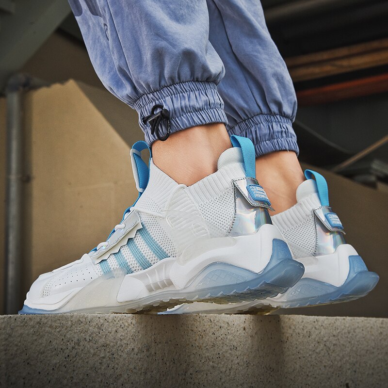 男性用シャインライトランニングシューズ