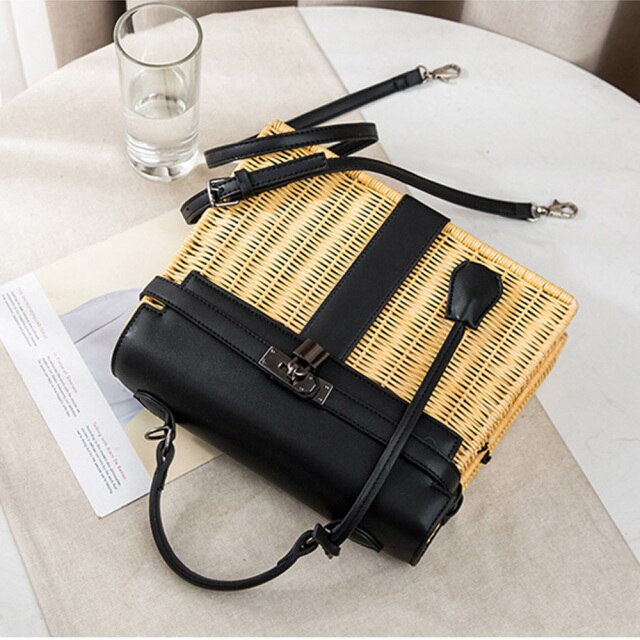Camel Straw Messenger Lock-Detail Women's Crossbody Bag