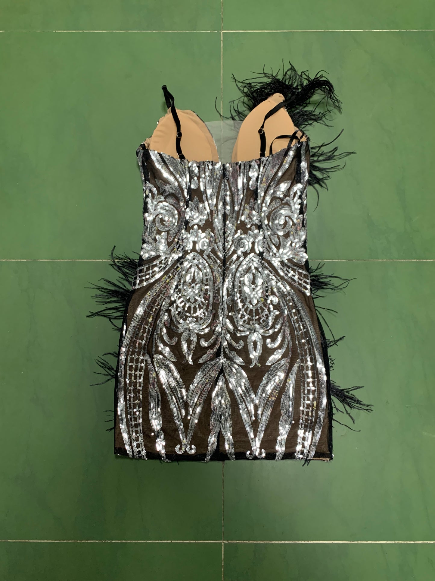 Black Mini Feathers V-neck Bodycon Dress