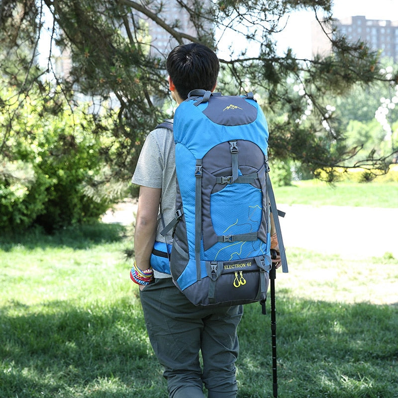 Travel Sports Bag with Rain Cover