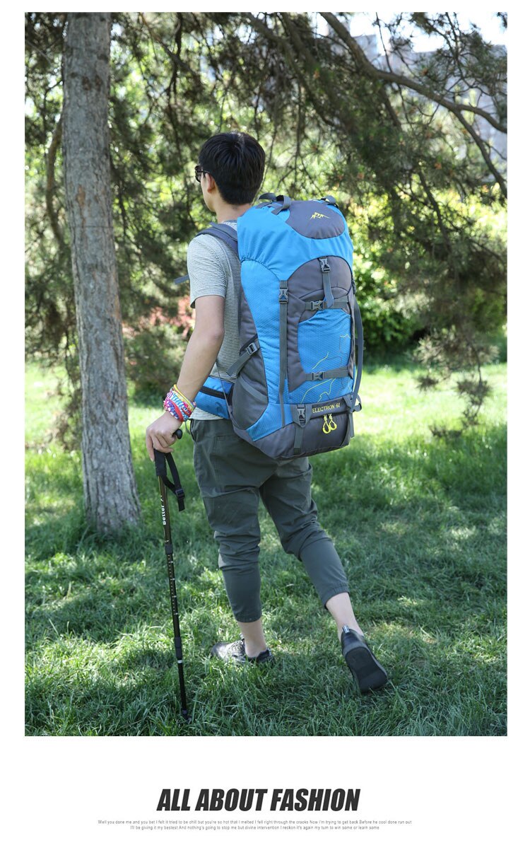 Travel Sports Bag with Rain Cover