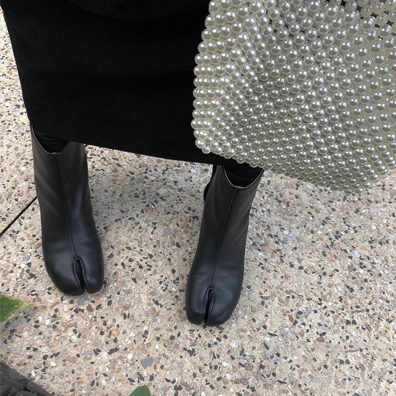 Fashion Split Toe Women Boots