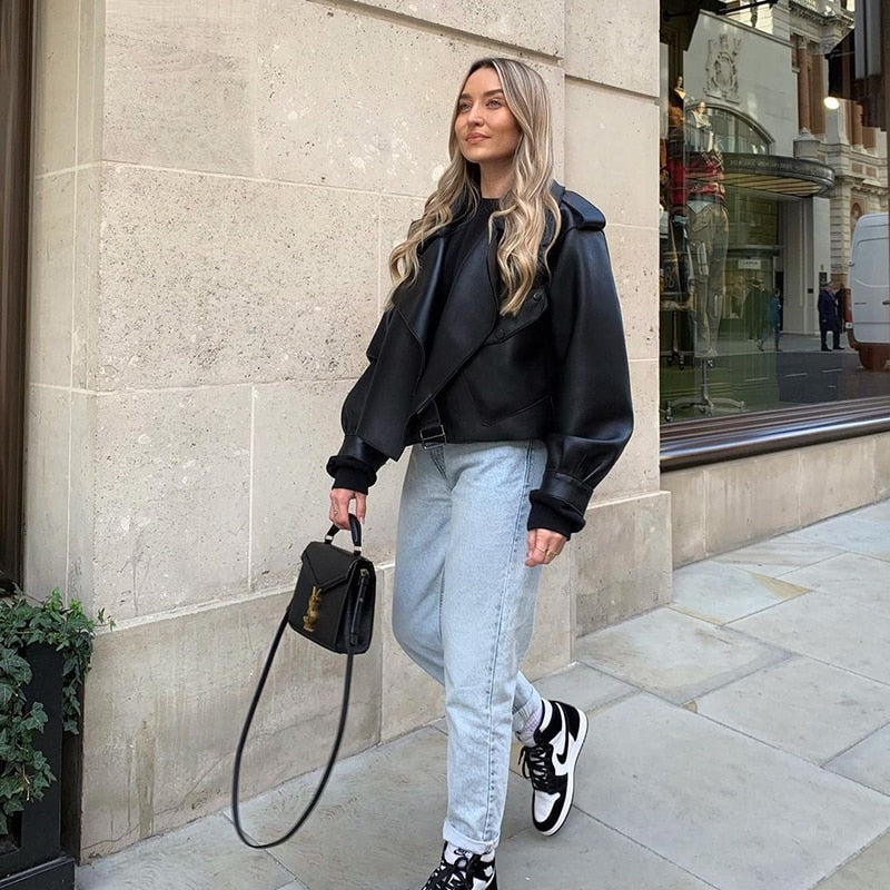 ホワイト ブラック フェイクレザー モーターサイクル ジャケット レディース コート 冬物 アウター