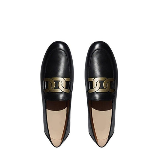 レトロな英国スタイルのメタルフラットシューズ