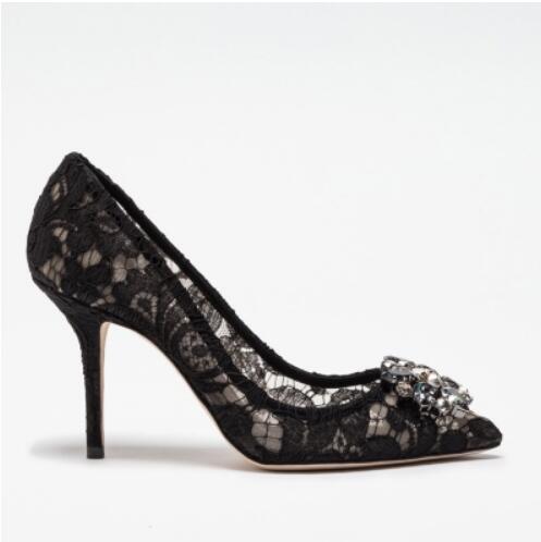 エレガントなレースハイヒール ローズレッドホワイトブライダルシューズ