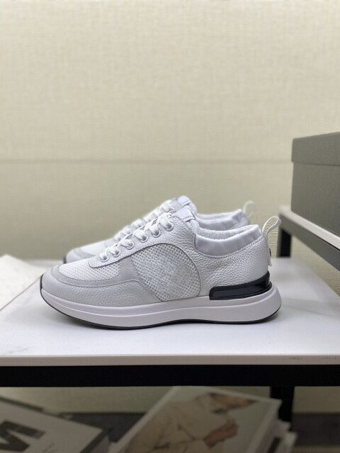 leather lace up high permeability shoes