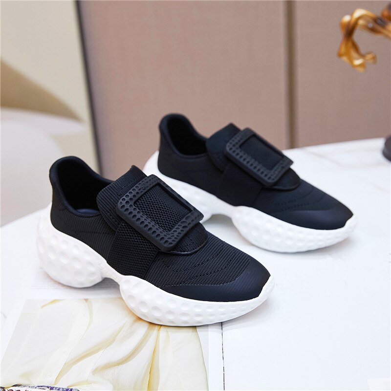 Rhinestone buckle design women's single shoes