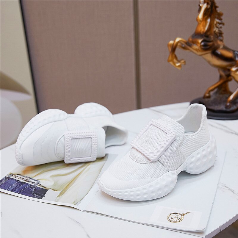 Rhinestone buckle design women's single shoes