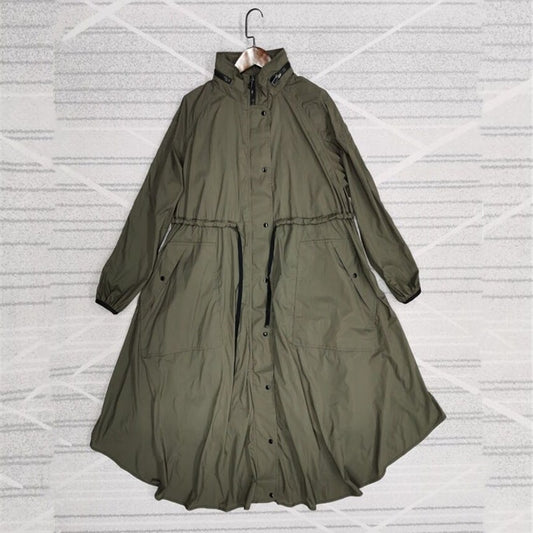 Women  Nylon Zipper Trench with 90% White Duck Down