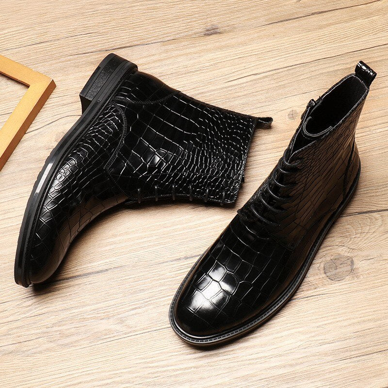 Men  Stone Pattern Embossing Safety Shoes Motorcycle Boots