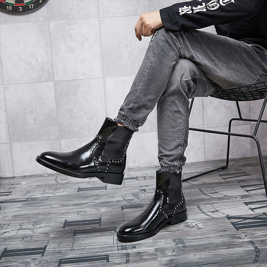 Men British Style Pointed Rivets Slip On Chelsea Boots