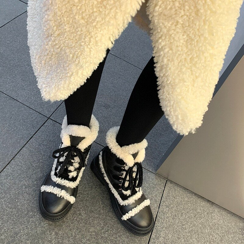 冬用暖かいスノーブーツ ミディアムヒール ブラック レディース ショートブーツ