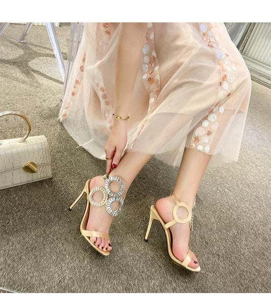 女性用シューズファッション奇妙なスタイルスティレットハイヒールサンダル