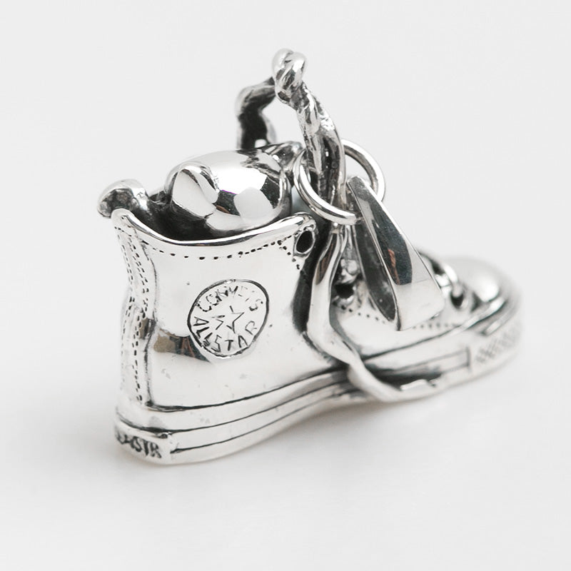 Silver Creative Personality Shoes Hidden Cat Pendant Necklace