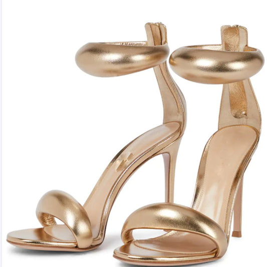 ローマサンダル付き牛革ワンラインバックジッパーバッグ