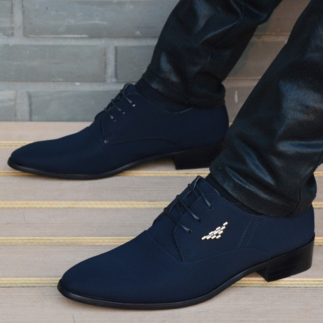 Italian mens shoes fashion black men moccasin pointed toe classic men wedding shoes sapatos masculino - LiveTrendsX