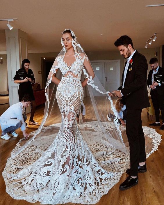 deep sweetheart sleeveless gelinlik wedding dress menyasszonyi ruha long veil applique lace illusion - LiveTrendsX