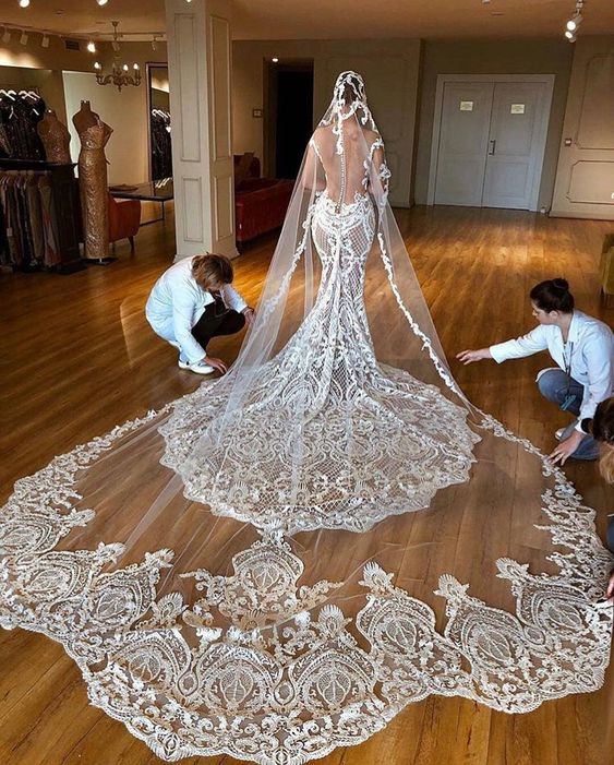 deep sweetheart sleeveless gelinlik wedding dress menyasszonyi ruha long veil applique lace illusion - LiveTrendsX