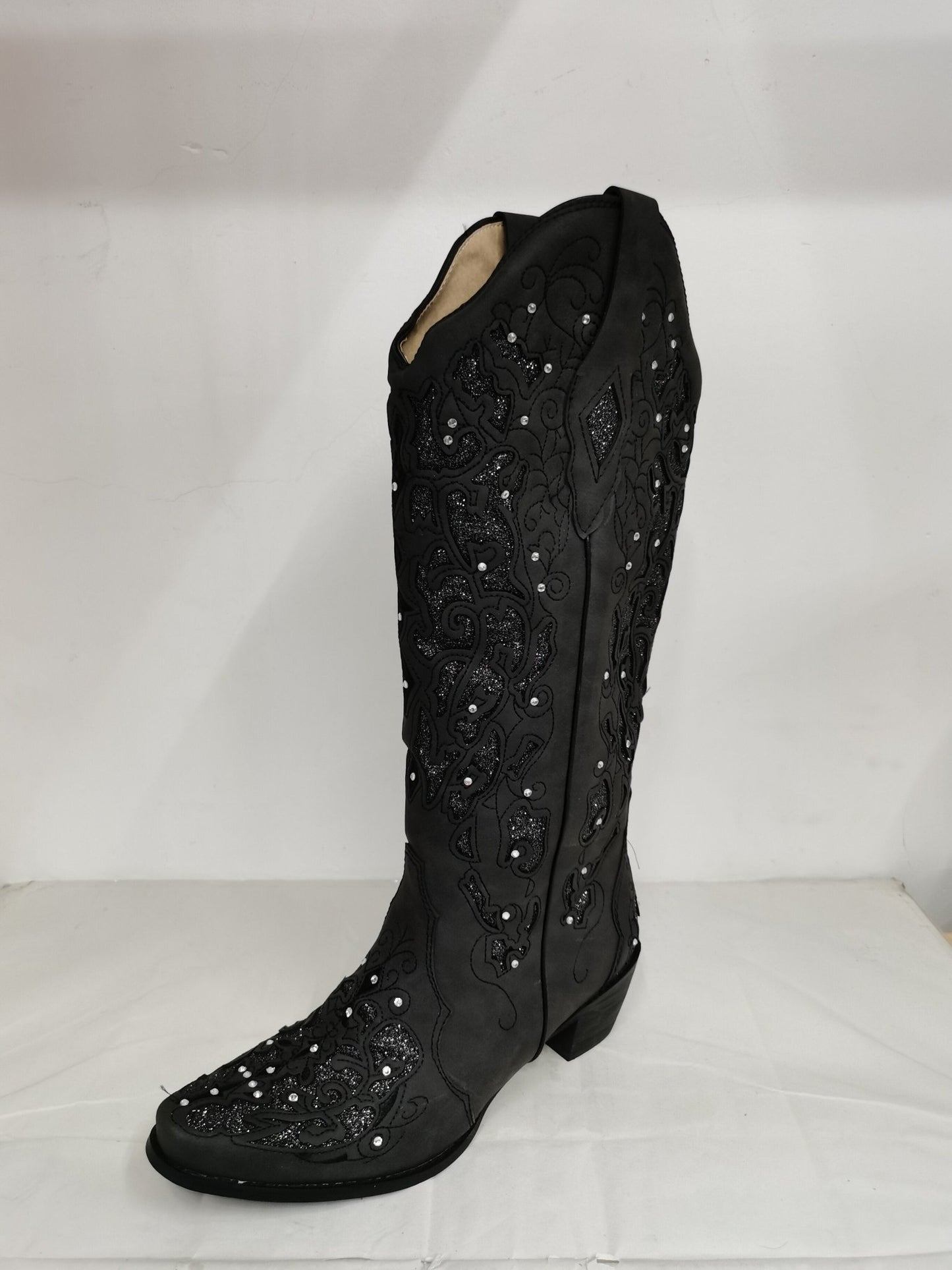 Women's Shoes Embroidery Ethnic Style High Tube Thick Heel Big Size - LiveTrendsX